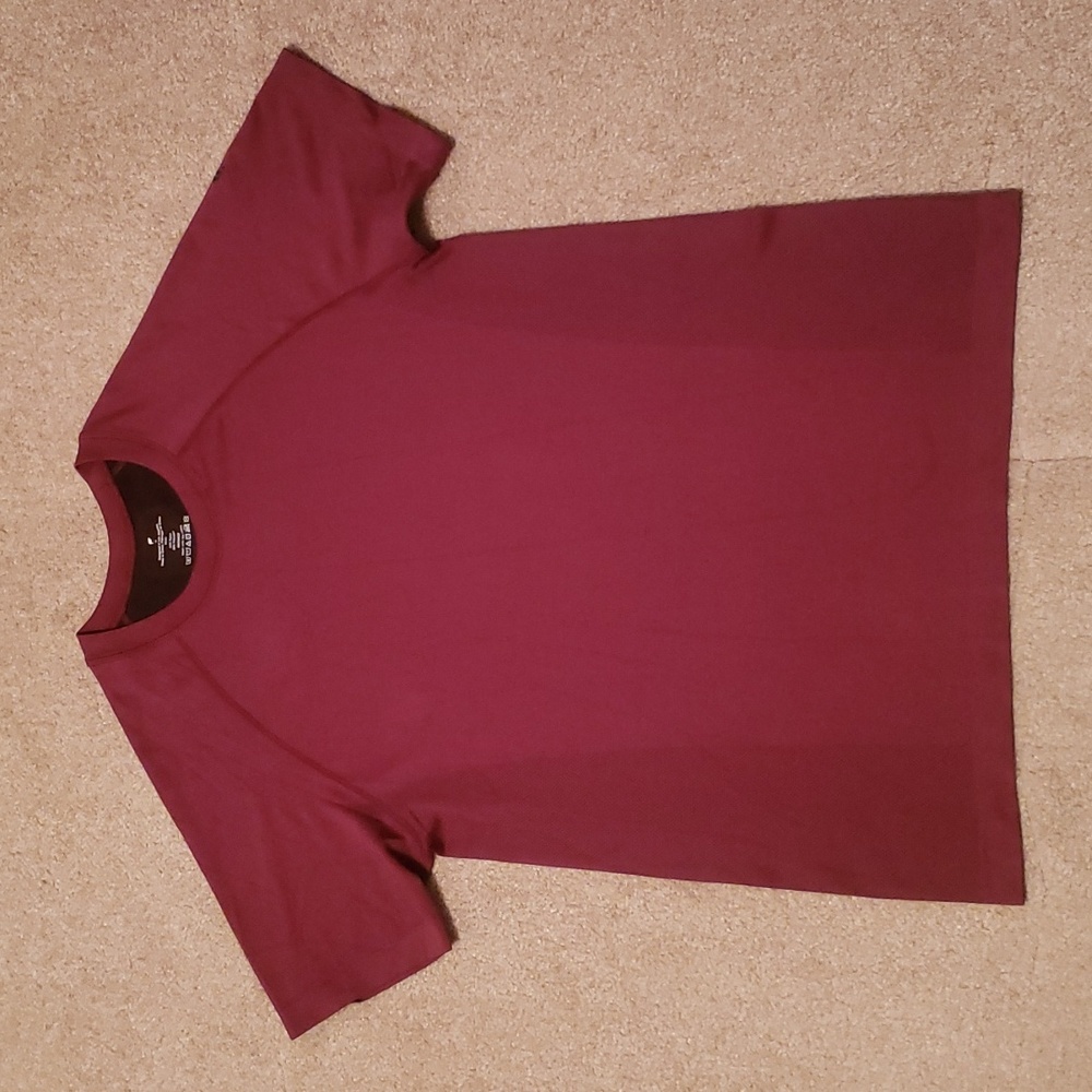 Fabletics Men's Short Sleeve Shirt